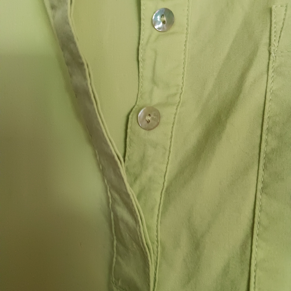 Zac & Rachel Light Green Blouse - Picture 5 of 6